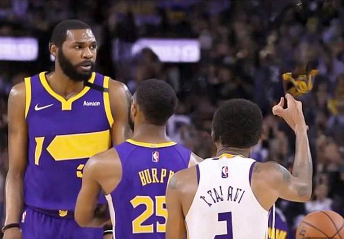 湖人轻取篮网！金州勇士库里41分逆转国王，杜兰特20分太阳险胜，杨瀚森NBA首秀6犯